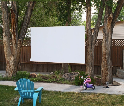 Outdoor backyard movie screen DIY